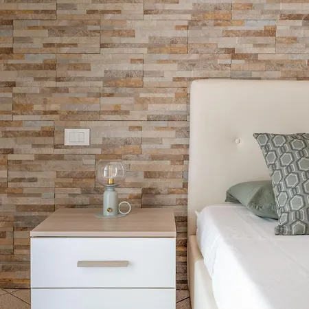 Appartement “sui Tetti Di Pietra” Centro Storico *